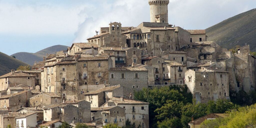 6-santo-stefano-di-sessanio.jpg 6-santo-stefano-di-sessanio.jpg