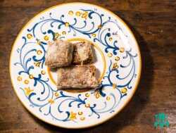piatto-in-maiolica.jpg piatto-in-maiolica.jpg