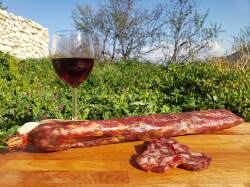 salame-di-prosciutto-di-maiale-nero-d-abruzzo.jpg salame-di-prosciutto-di-maiale-nero-d-abruzzo.jpg